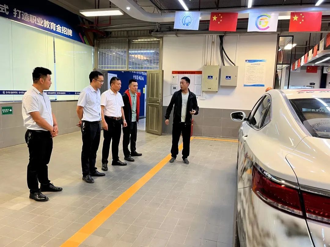 铜仁市交通学校赴贵州交通技师学院座谈交流