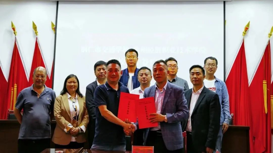 校校合作 | 铜仁市交通学校与贵州经贸职业技术学院签订2023年“3+3”中高职贯通培养模式合作办学协议